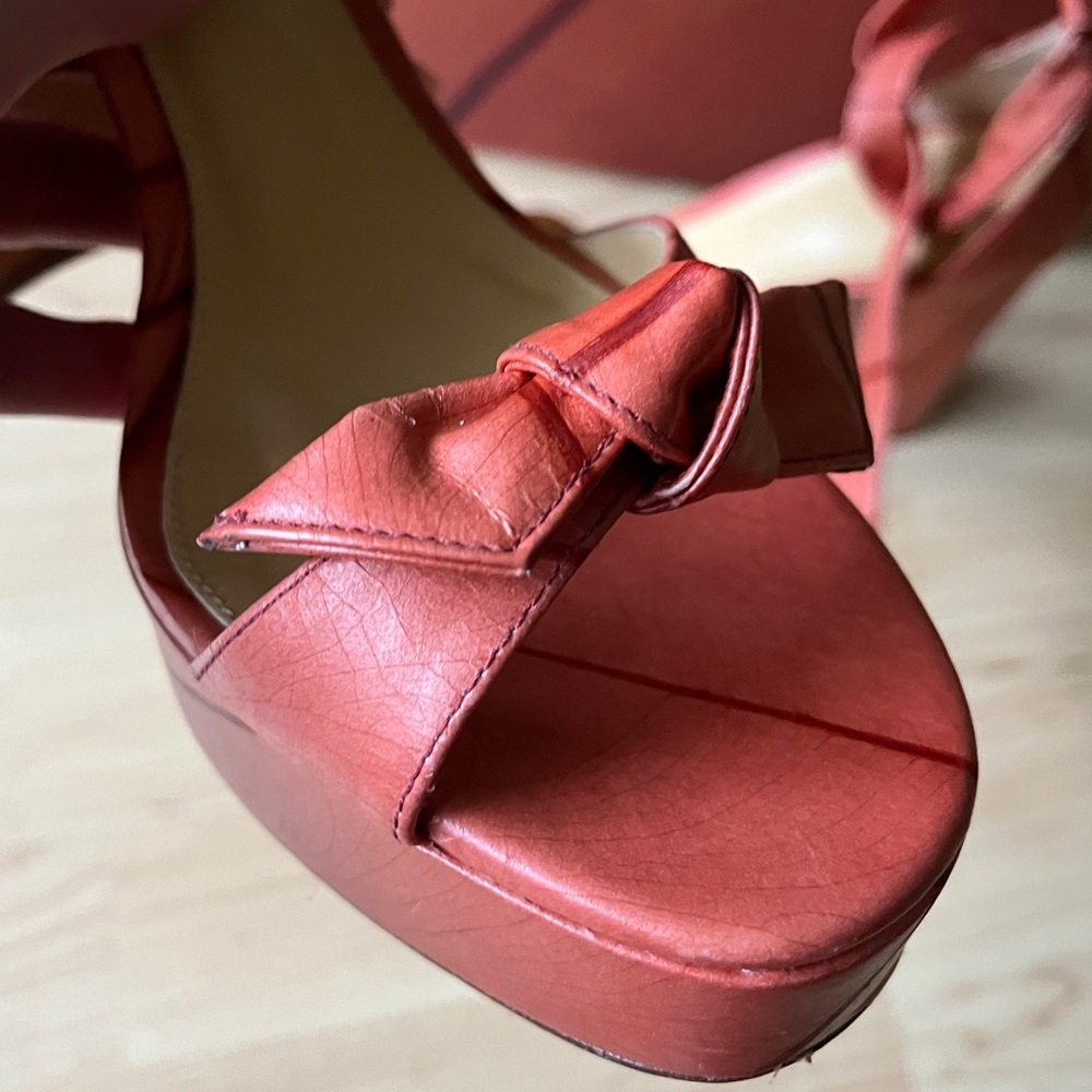 ALEXANDRE BIRMAN| CLARITA CURVE BELEAF 120 LEATHER PLATFORM SANDAL - Picture 5 of 10